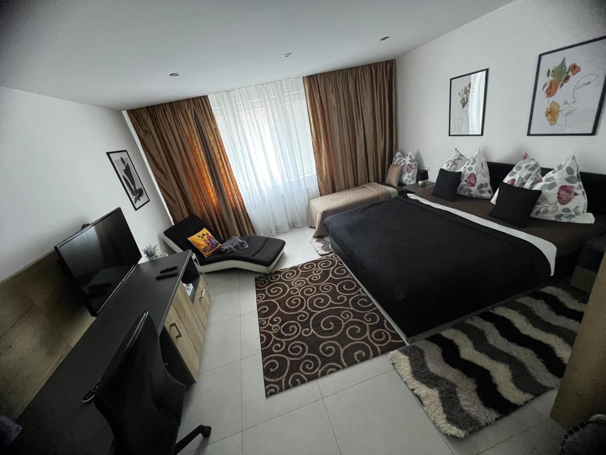 Sparrow Apartmens - Vrabcia Ulica 9, Košice Exterior foto
